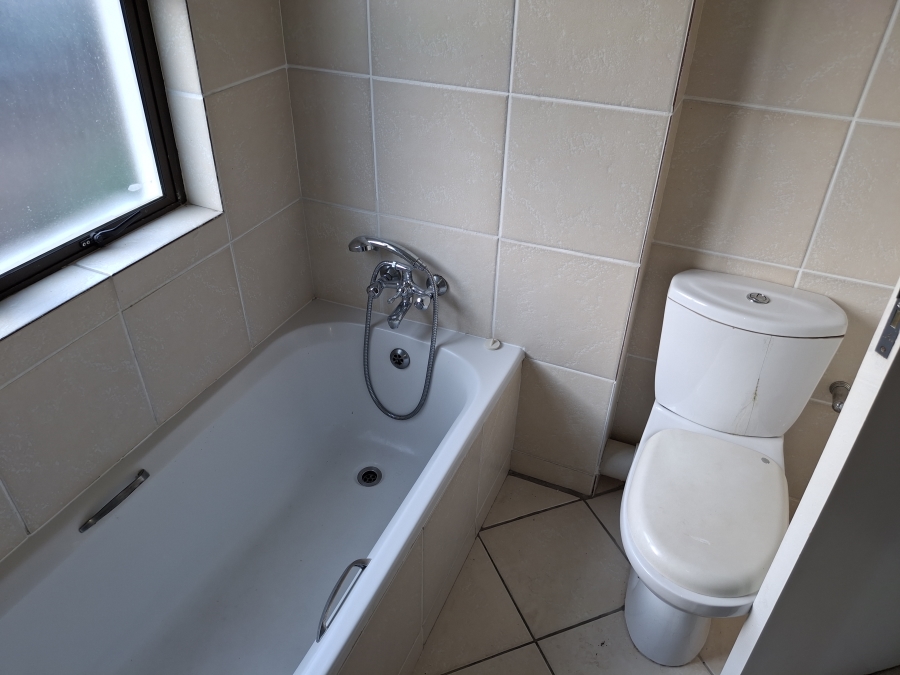 3 Bedroom Property for Sale in Abbotsford Eastern Cape